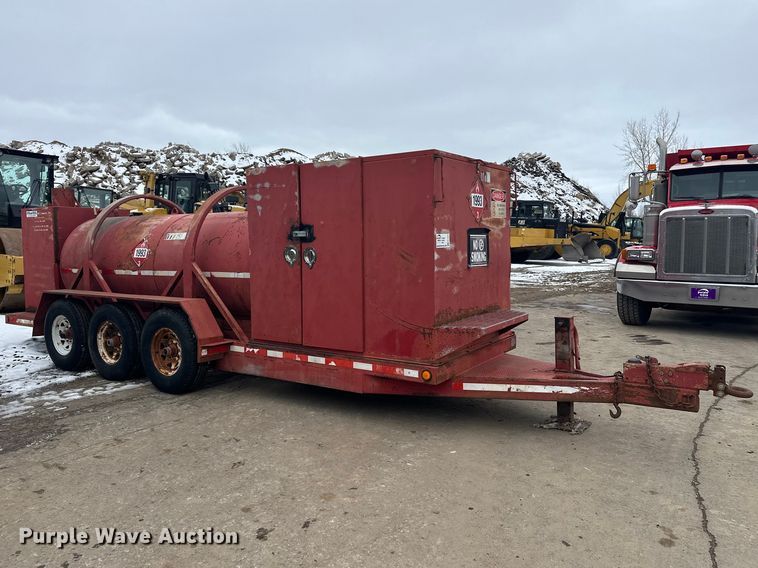 image for item FK1654 Fuel and lube trailer