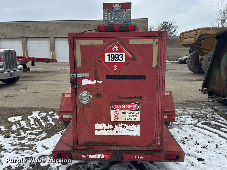 image for item FK1654 Fuel and lube trailer