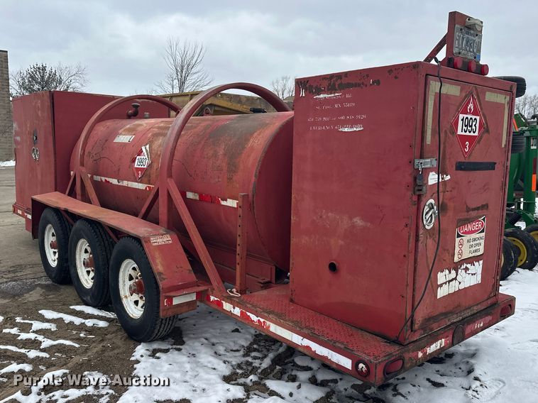 image for item FK1654 Fuel and lube trailer