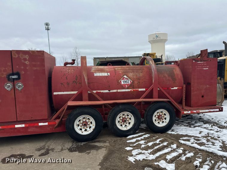 image for item FK1654 Fuel and lube trailer