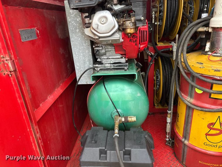 image for item FK1654 Fuel and lube trailer