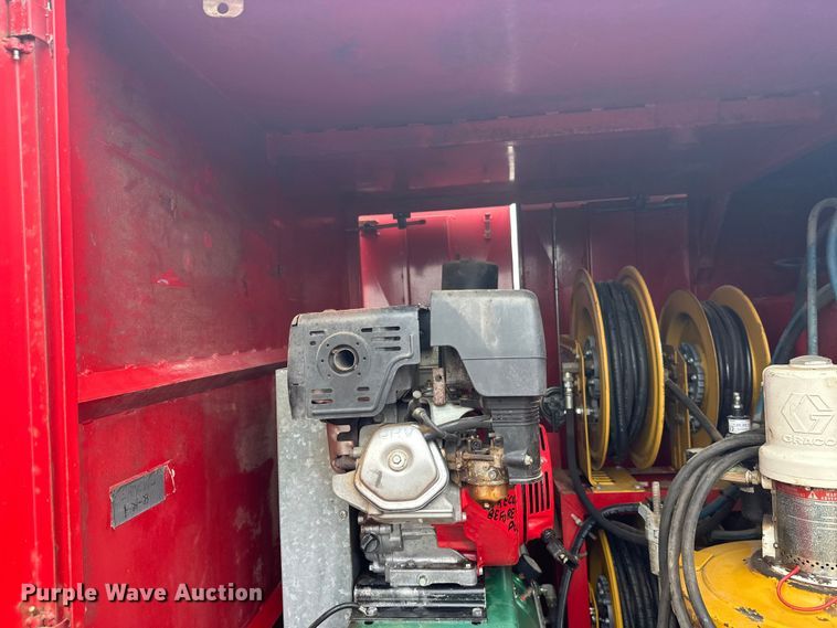 image for item FK1654 Fuel and lube trailer