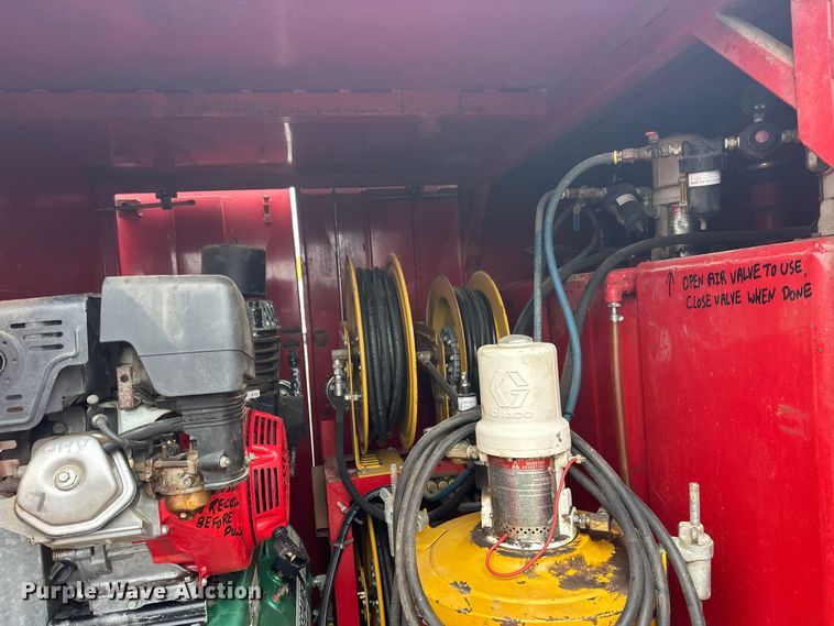 image for item FK1654 Fuel and lube trailer