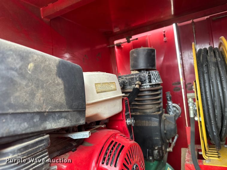 image for item FK1654 Fuel and lube trailer