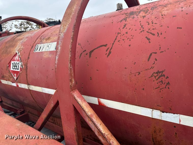 image for item FK1654 Fuel and lube trailer