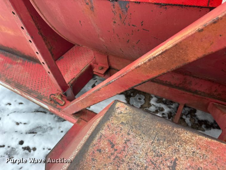 image for item FK1654 Fuel and lube trailer