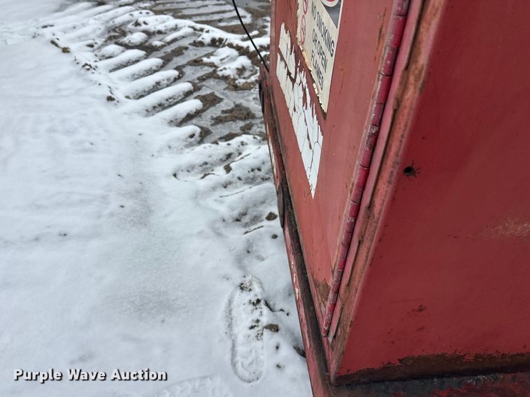 image for item FK1654 Fuel and lube trailer