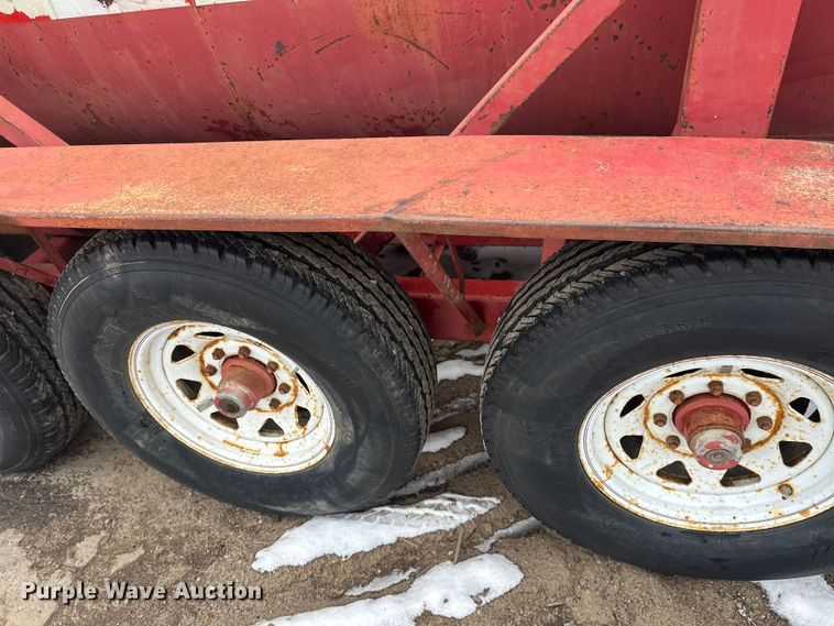 image for item FK1654 Fuel and lube trailer