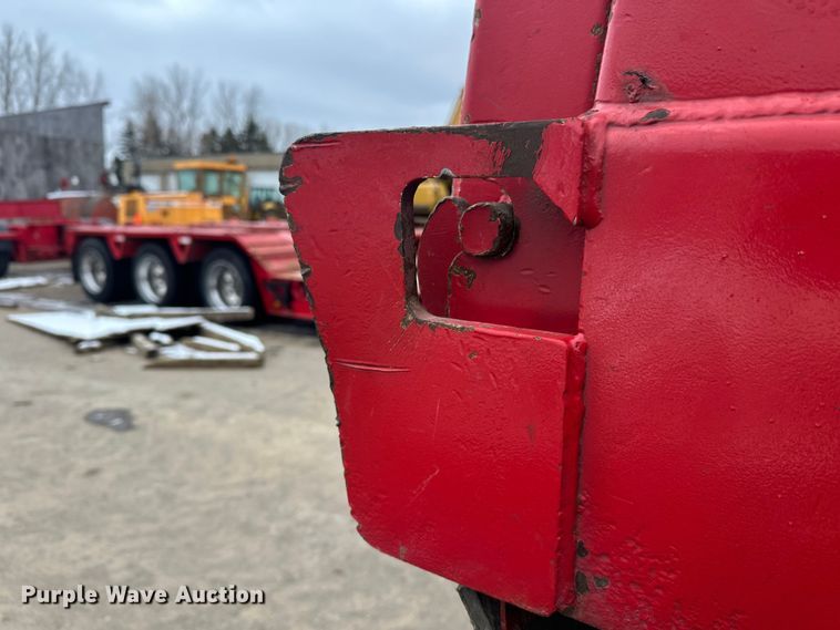 image for item FK1655 2006 Peterbilt 379 dump truck