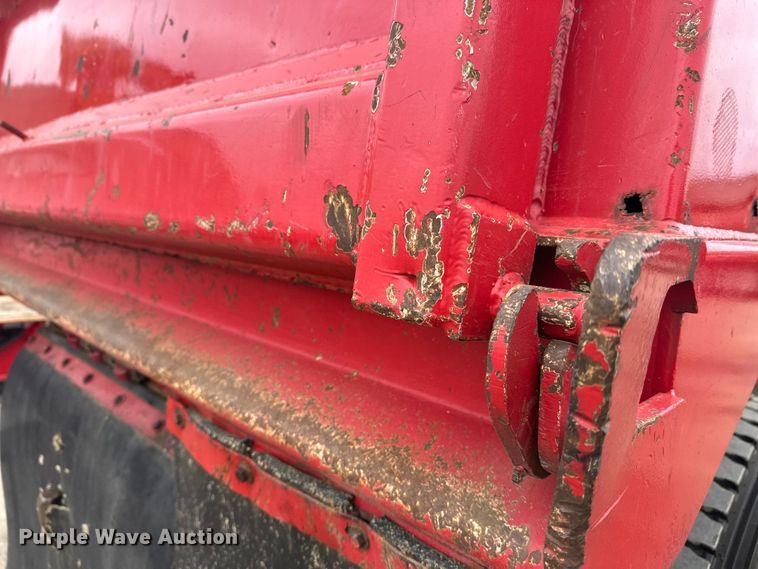 image for item FK1655 2006 Peterbilt 379 dump truck