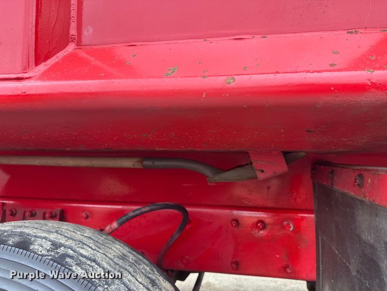 image for item FK1655 2006 Peterbilt 379 dump truck