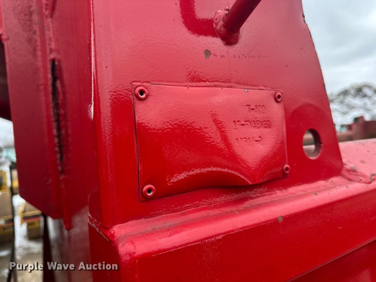 image for item FK1655 2006 Peterbilt 379 dump truck