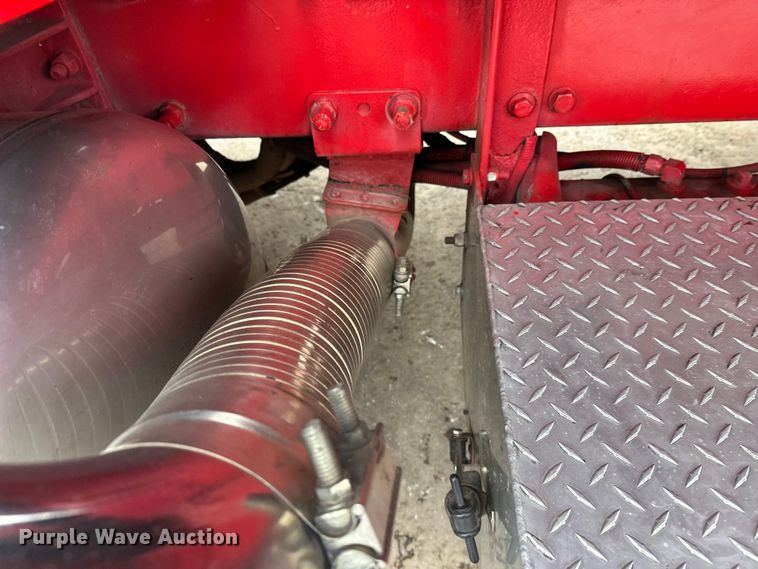 image for item FK1655 2006 Peterbilt 379 dump truck