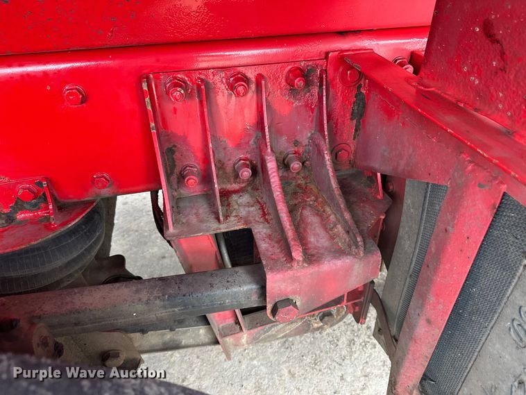 image for item FK1655 2006 Peterbilt 379 dump truck