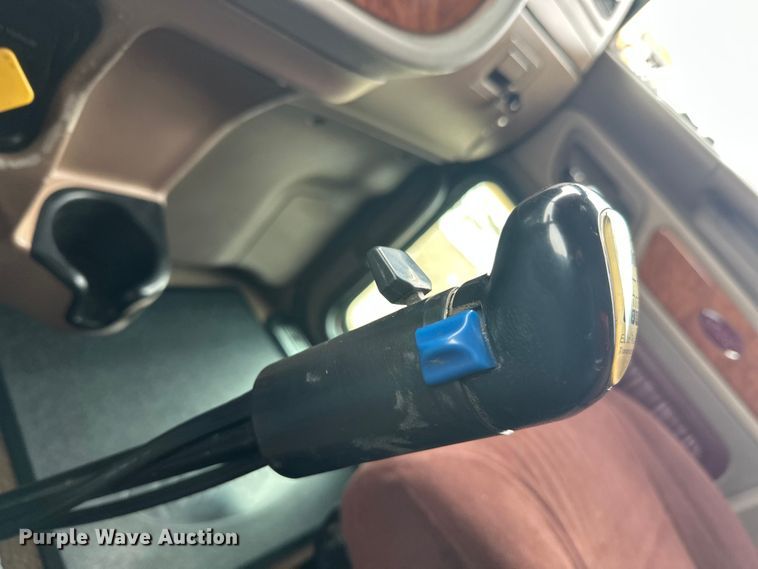 image for item FK1655 2006 Peterbilt 379 dump truck