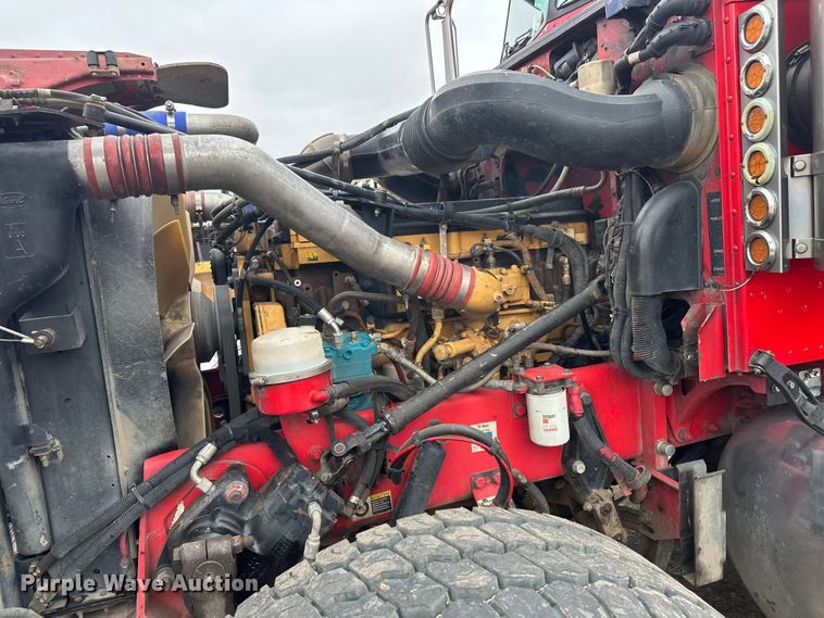 image for item FK1655 2006 Peterbilt 379 dump truck