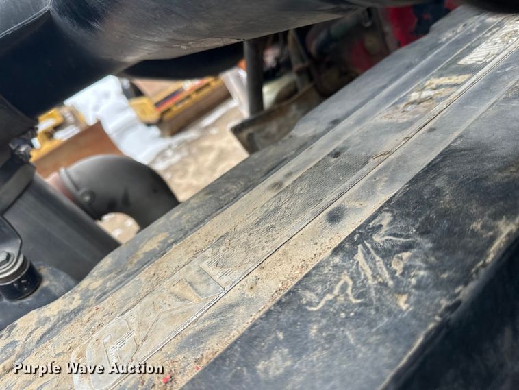 image for item FK1655 2006 Peterbilt 379 dump truck