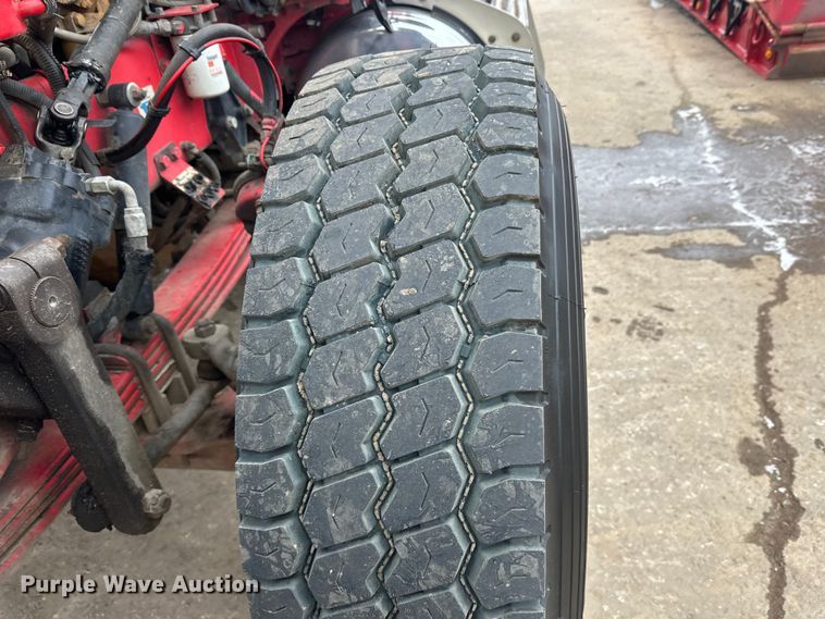 image for item FK1655 2006 Peterbilt 379 dump truck