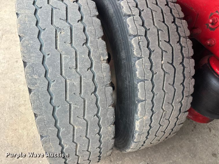 image for item FK1655 2006 Peterbilt 379 dump truck