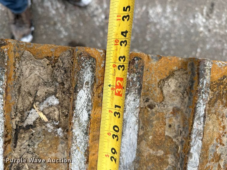 image for item FK1656 2014 Caterpillar 336FL excavator