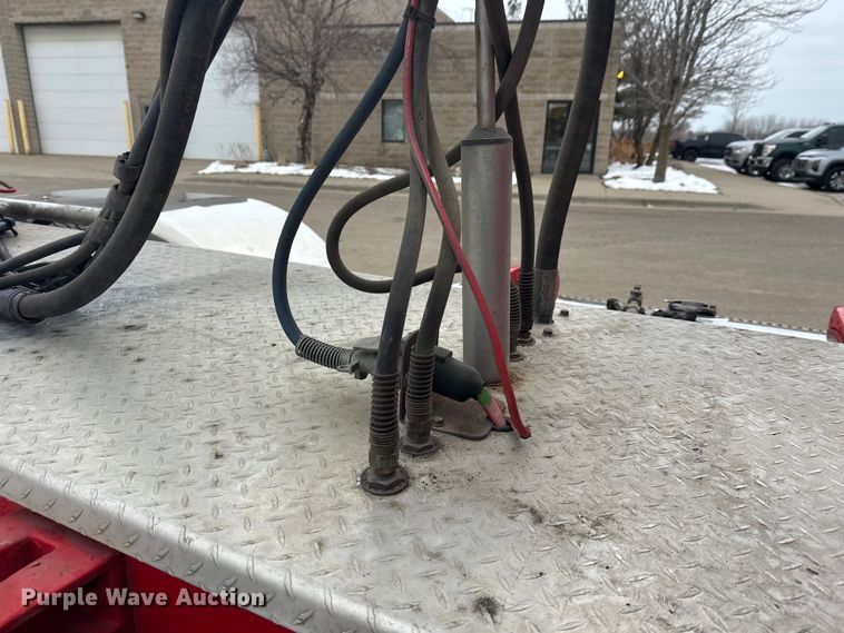 image for item FK1657 2003 Peterbilt 379 semi truck