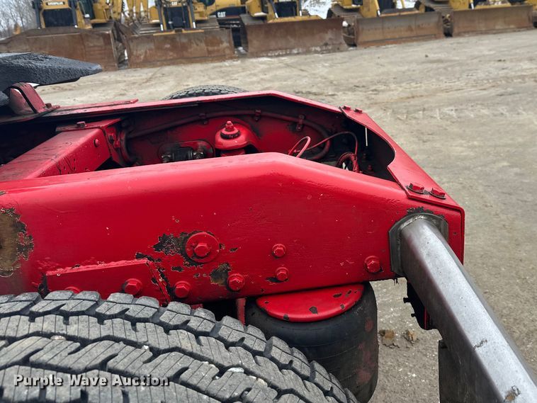 image for item FK1657 2003 Peterbilt 379 semi truck