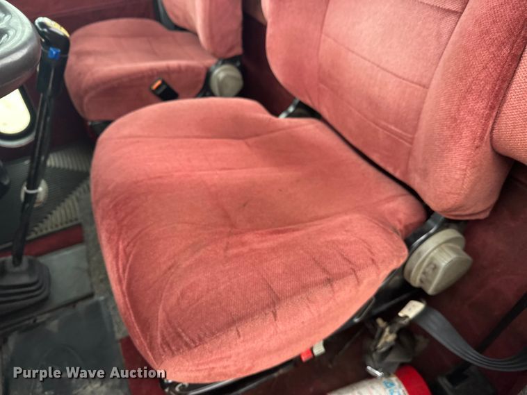 image for item FK1657 2003 Peterbilt 379 semi truck