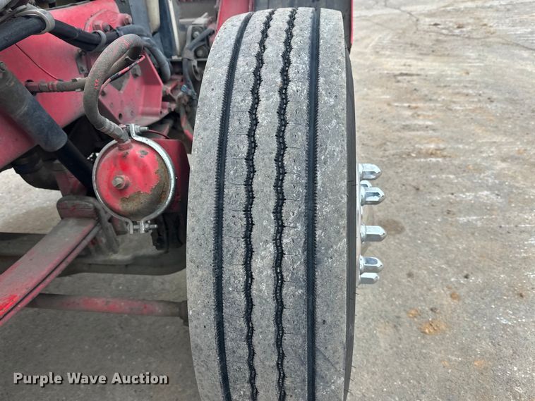 image for item FK1657 2003 Peterbilt 379 semi truck