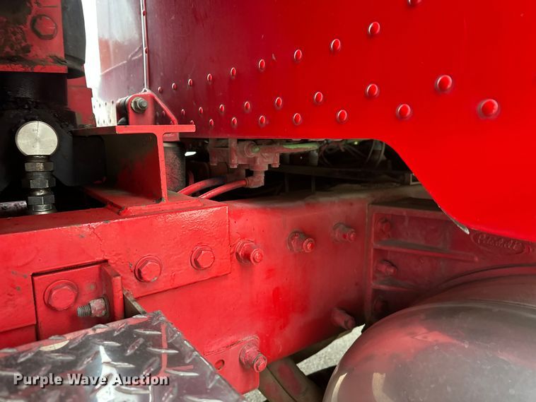 image for item FK1658 2006 Peterbilt 379 dump truck