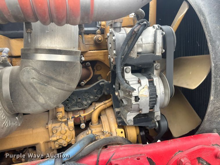 image for item FK1658 2006 Peterbilt 379 dump truck