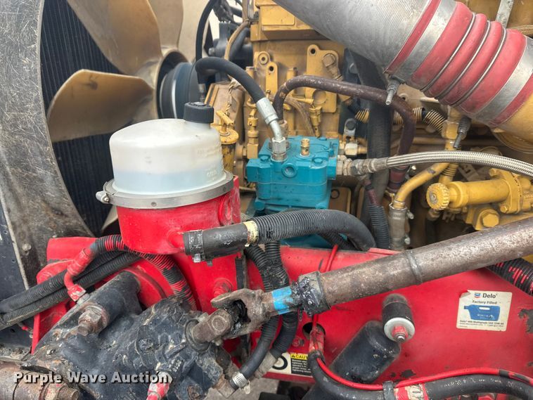 image for item FK1658 2006 Peterbilt 379 dump truck