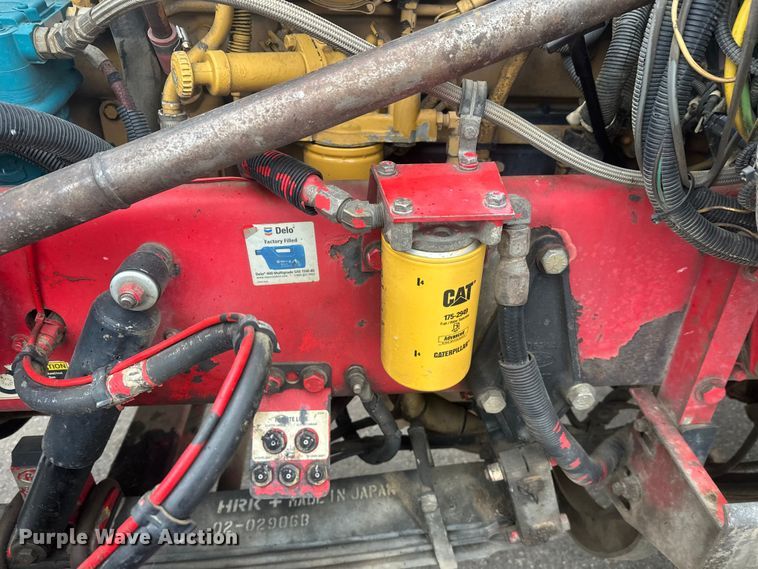 image for item FK1658 2006 Peterbilt 379 dump truck