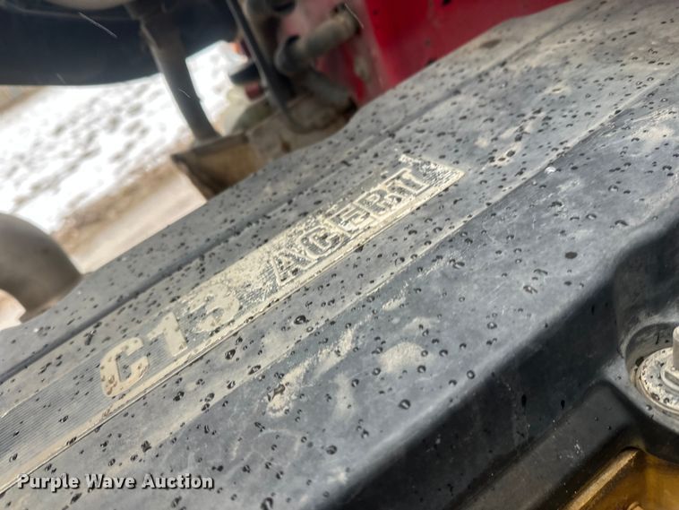 image for item FK1658 2006 Peterbilt 379 dump truck