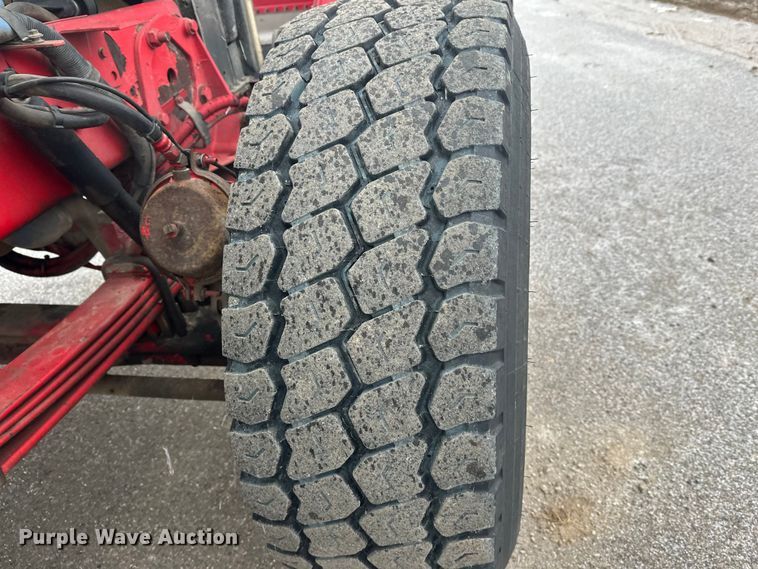 image for item FK1658 2006 Peterbilt 379 dump truck