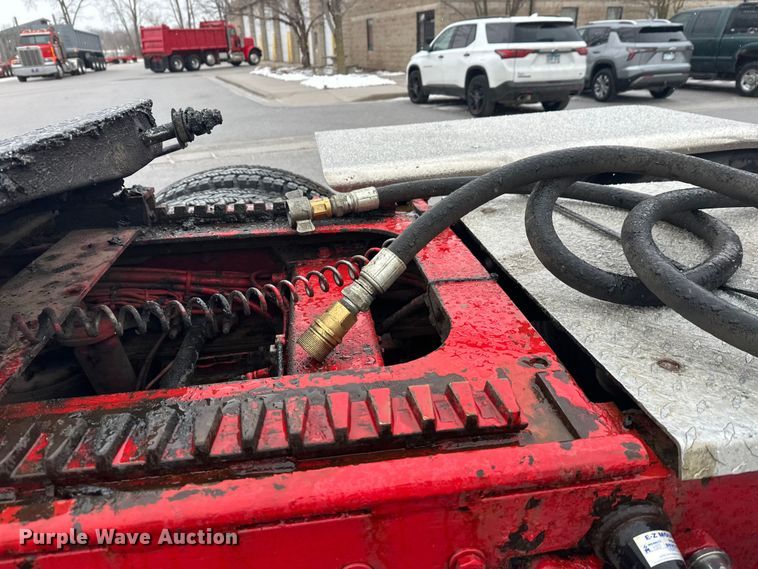 image for item FK1659 2007 Peterbilt 379 semi truck