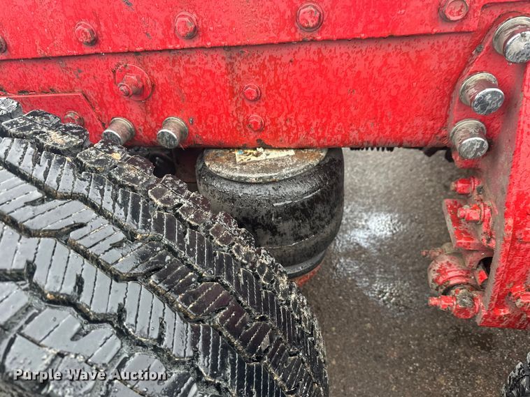 image for item FK1659 2007 Peterbilt 379 semi truck