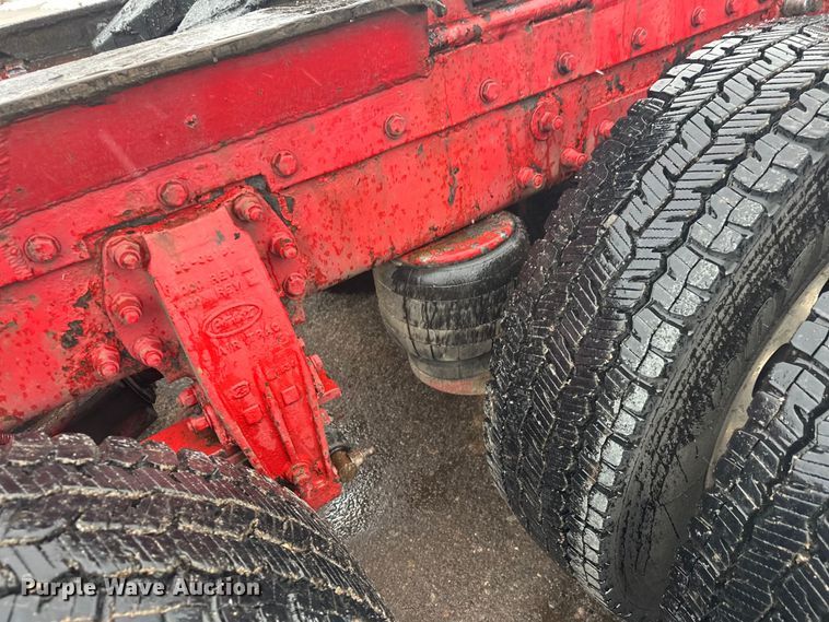 image for item FK1659 2007 Peterbilt 379 semi truck