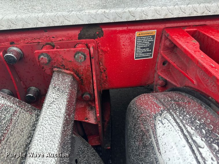 image for item FK1659 2007 Peterbilt 379 semi truck