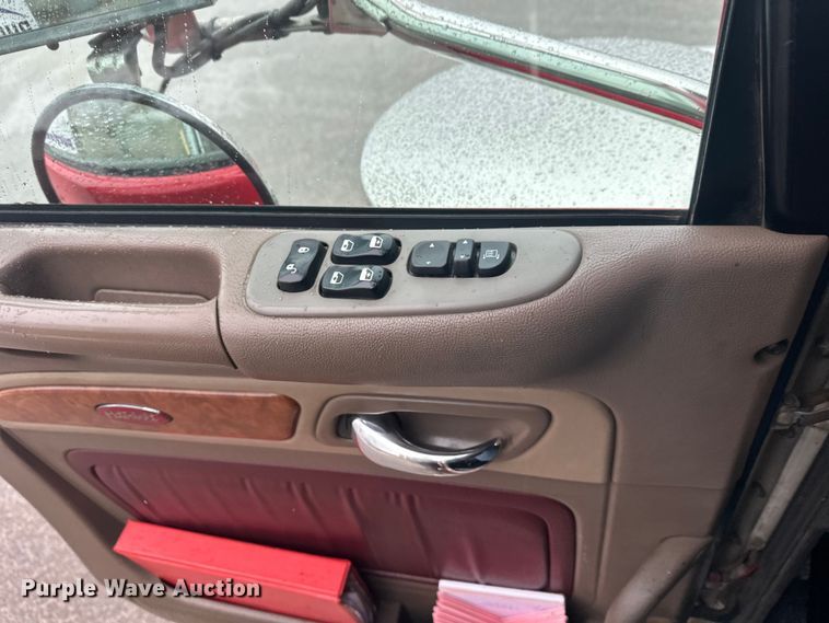 image for item FK1659 2007 Peterbilt 379 semi truck