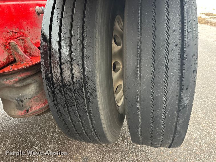 image for item FK1659 2007 Peterbilt 379 semi truck