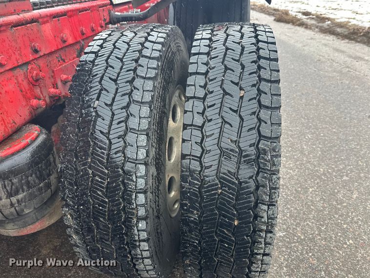 image for item FK1659 2007 Peterbilt 379 semi truck