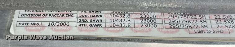 image for item FK1659 2007 Peterbilt 379 semi truck