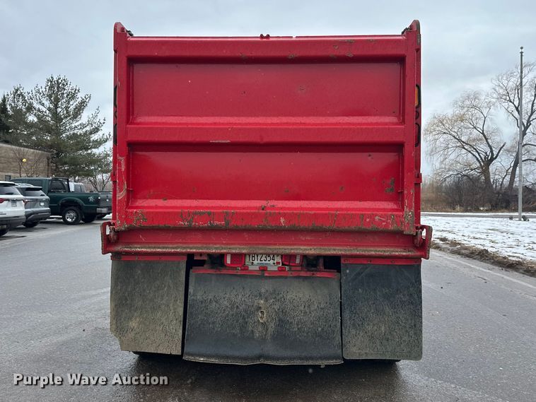 image for item FK1660 1995 Peterbilt 357 dump truck