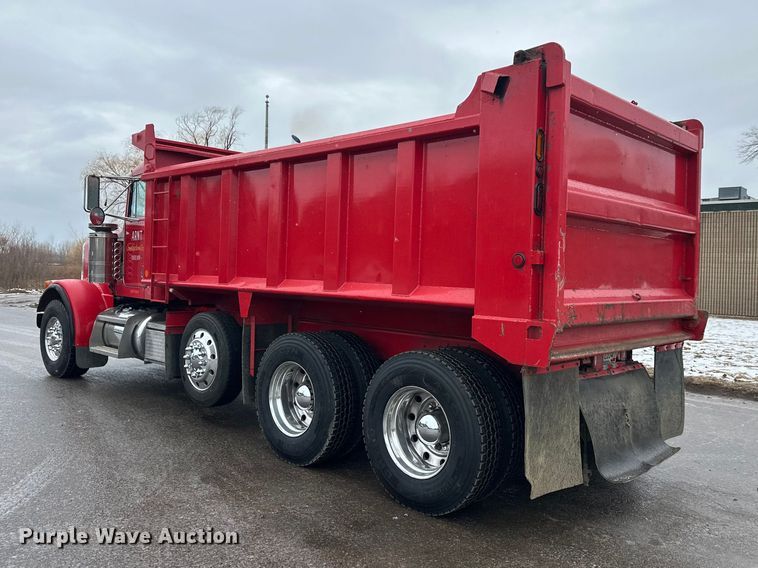 image for item FK1660 1995 Peterbilt 357 dump truck