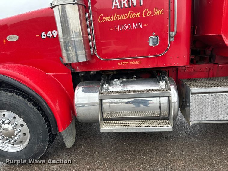 image for item FK1660 1995 Peterbilt 357 dump truck