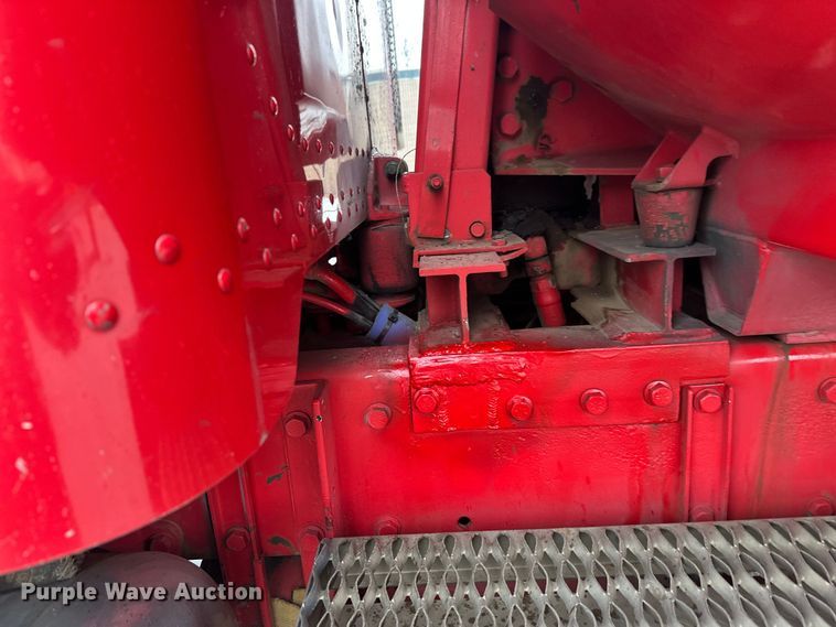 image for item FK1660 1995 Peterbilt 357 dump truck