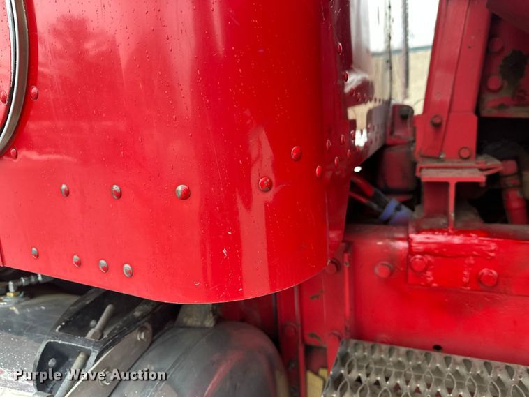 image for item FK1660 1995 Peterbilt 357 dump truck