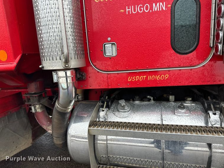 image for item FK1660 1995 Peterbilt 357 dump truck