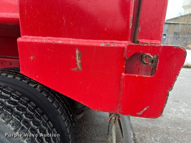 image for item FK1660 1995 Peterbilt 357 dump truck