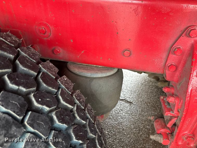 image for item FK1660 1995 Peterbilt 357 dump truck